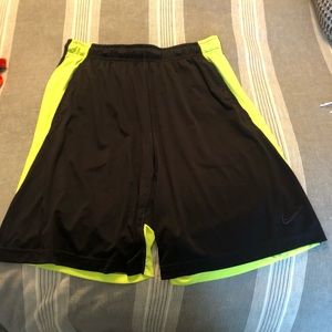 Nike Athletic Shorts Size L